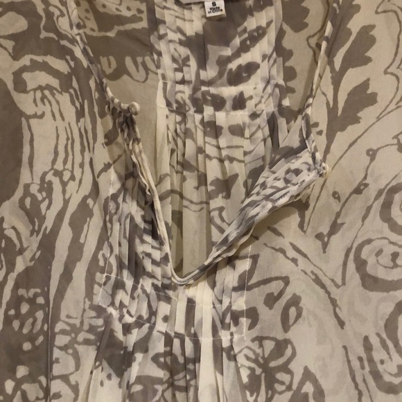 Cabi Pleated Peasant Blouse Size S - Picture 3 of 7